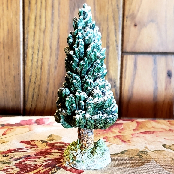 DEPARTMENT 56 - Village Accessories - Snowy Evergreens - Set of 6 - Medium - Picture 9 of 16